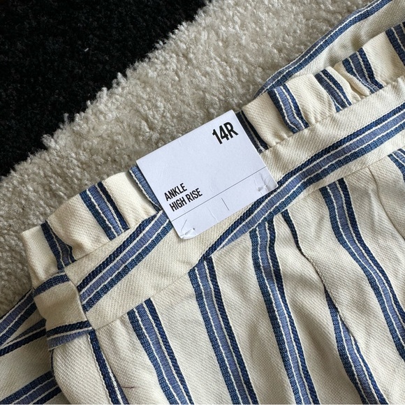 Express High Rise work pants 14R - Picture 3 of 3